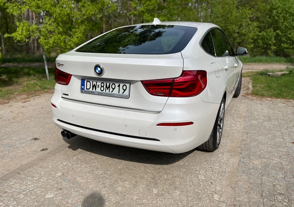 BMW Seria 3 cena 85500 przebieg: 156000, rok produkcji 2017 z Wrocław małe 191